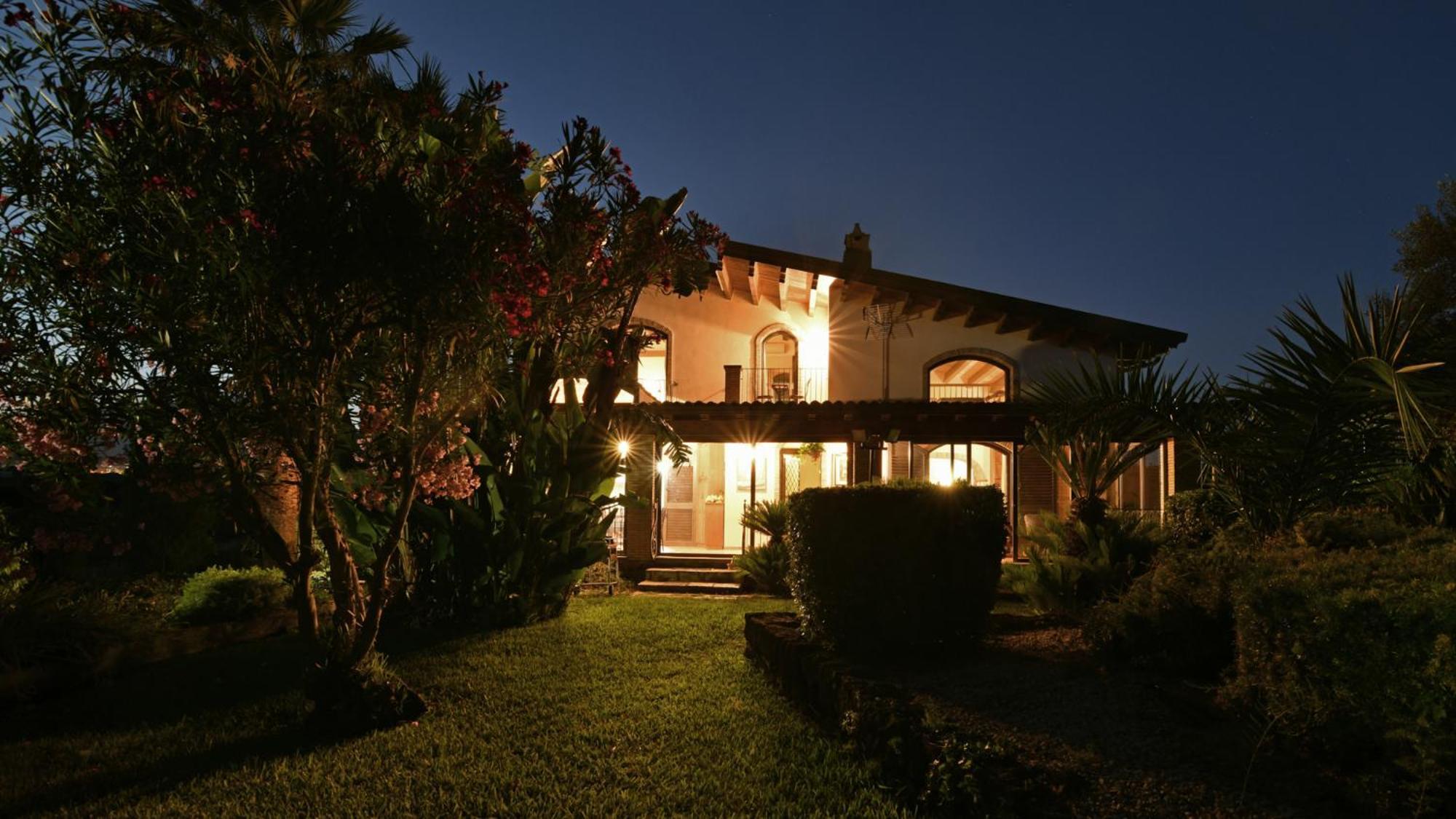 Villa Biddizza Ачиреале Екстер'єр фото
